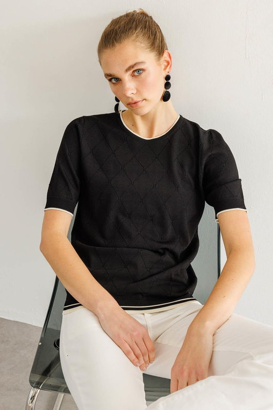 Kadın Sıfır Yaka Baklava Desenli Yazlık Triko Bluz Desen