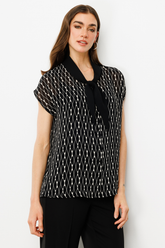 On Kadın Bluz 25Y52312