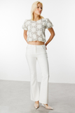 On Kadın Crop Bluz - Minimalist Çiçek Desenli Kısa Kol - Yazlık Bluz