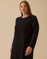 büyük beden taşlı yaka detaylı elbise Gala-Xi