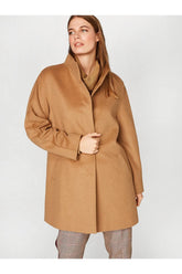 Faik Sönmez Kadın Kaban 1B00039