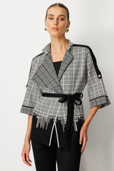 On Truvakar Kol Beli Kuşaklı Hırka