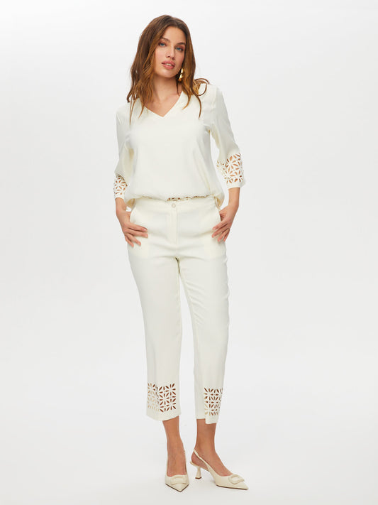 Kadın Paçası Delik İşli Slim Fit Pantolon Faik Sönmez