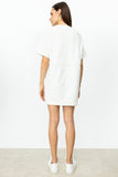 On Oversize Mini Elbise - Kısa Kol, Yuvarlak Yaka, Minimalist Stil