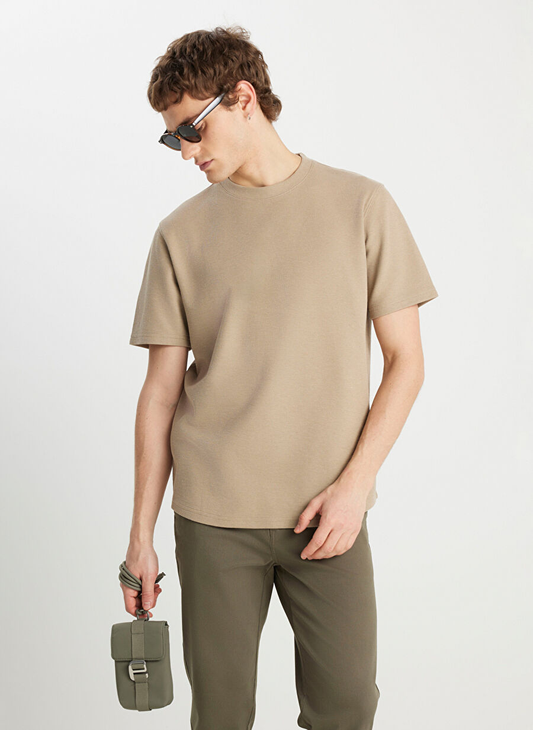 Wrangler Oversize Erkek T-Shirt - Minimalist Stil - Kısa Kol - Günlük