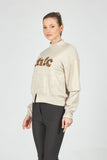 Ysatis Minimalist Leopar Desenli Oversize Uzun Kol Crop Kadın Bluz