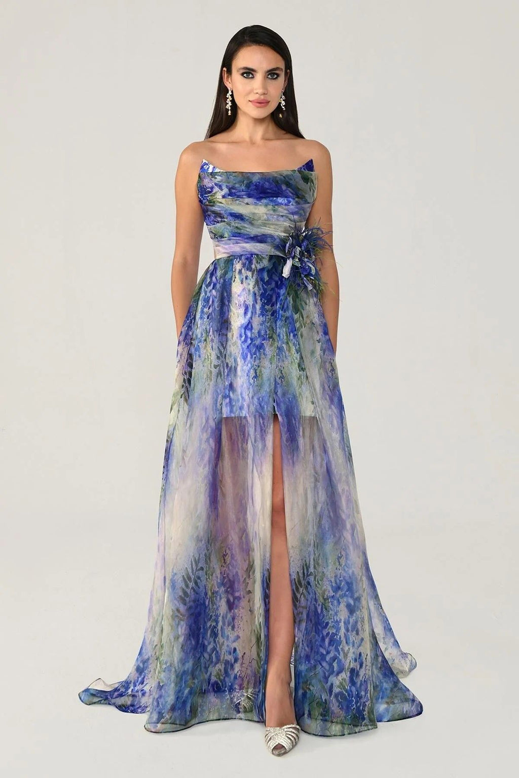 Alfa Beta Kayık Yaka Önden Yırtmaçlı Desenli Şifon Abiye Elbise