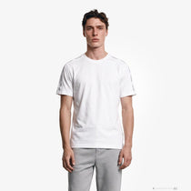 Calvin Klein Erkek Regular Fit Yuvarlak Yakalı Omuzları Şerit Çizgili Kısa Kollu Beyaz T-Shirt LV04RH201G