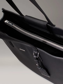 Calvin Klein Minimalist Tote Çanta - Günlük Kullanım için İdeal Deri Çanta