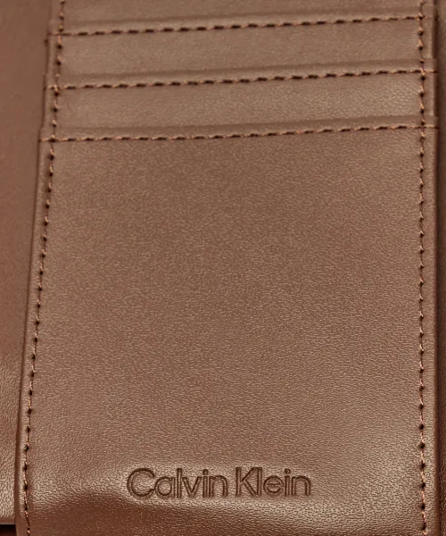 Calvin Klein Kadın Logolu Fermuarlı Cüzdan K60K612684