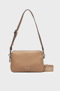 Calvin Klein Kadın Çapraz Çanta LV04F3656G