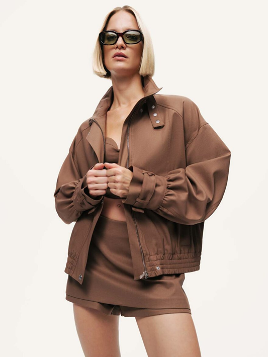 Kemerli Yüksek Yakalı Ceket Nocturne