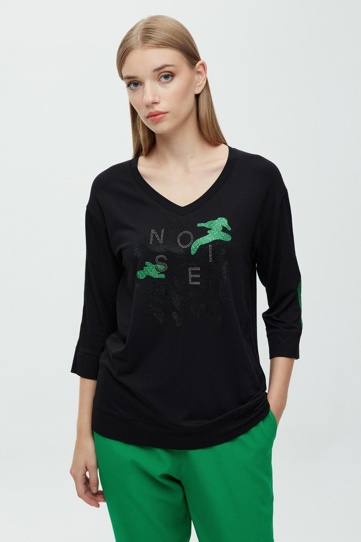 Daıdo Oversize V Yaka 3/4 Kol Kadın T-Shirt - Minimalist Tasarım İkincil görsel
