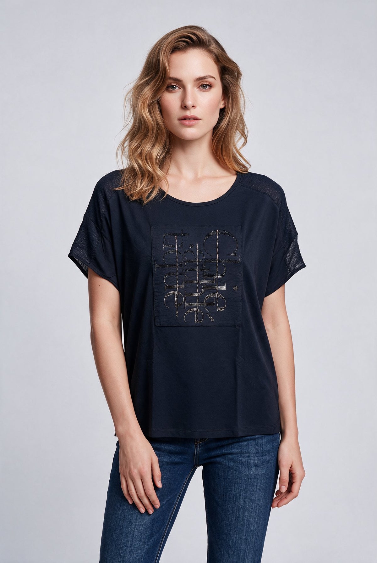 Daıdo Kadın Bisiklet Yaka Düşük Omuz Kısa Kollu Logo İşlemeli Pamuk Karışımlı T-Shirt