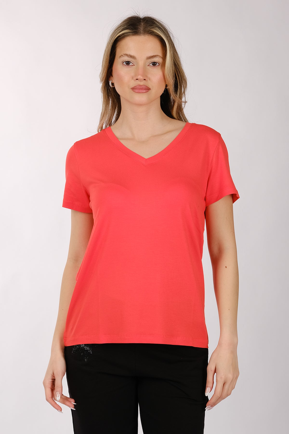 Daıdo Minimalist V Yaka Kısa Kol Kadın T-Shirt - Günlük Kullanım İkincil görsel