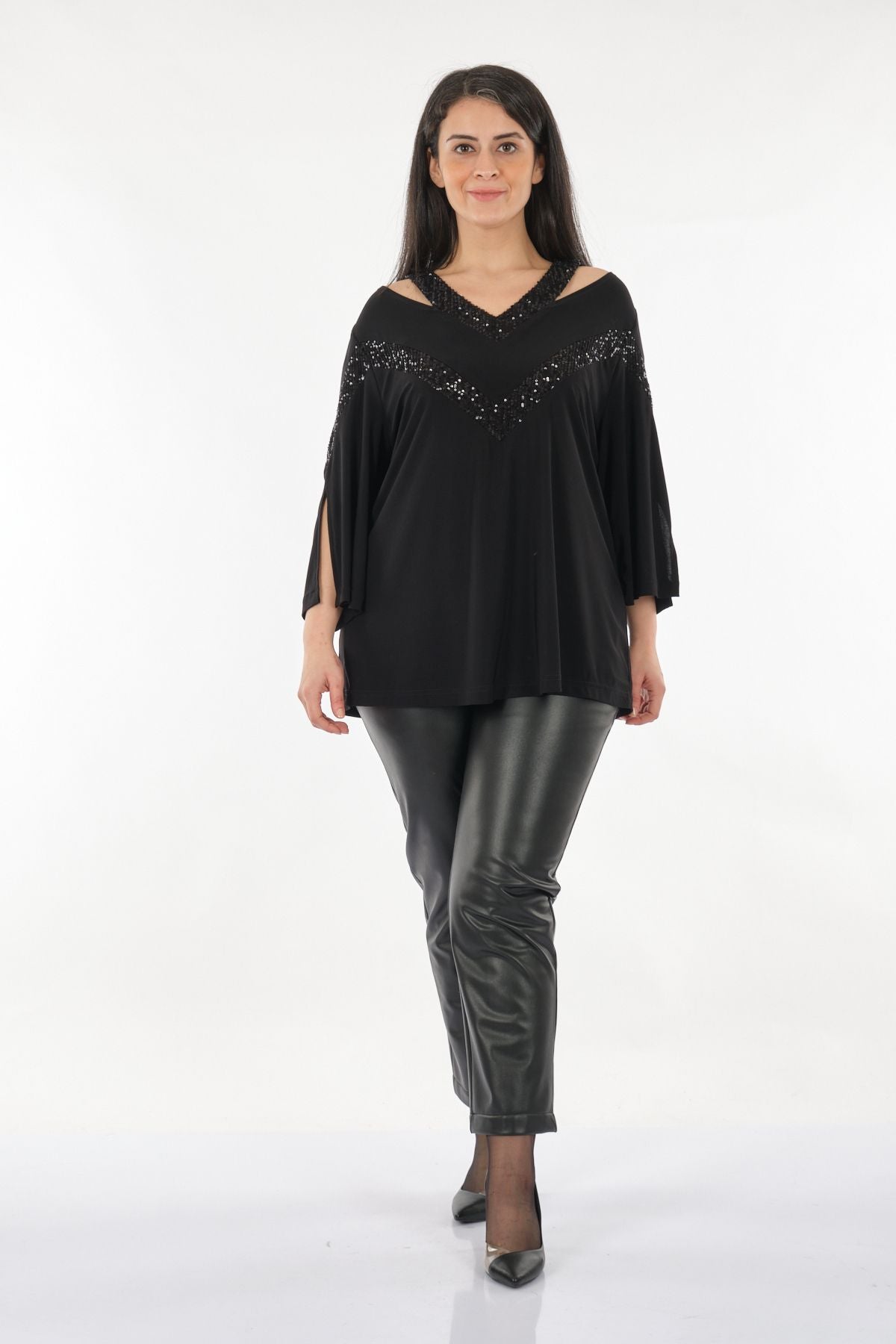 DE WHITE'S Oversize V Yaka 3/4 Kol Pullu Minimalist Bluz Translation missing: tr.content.product_image_main
