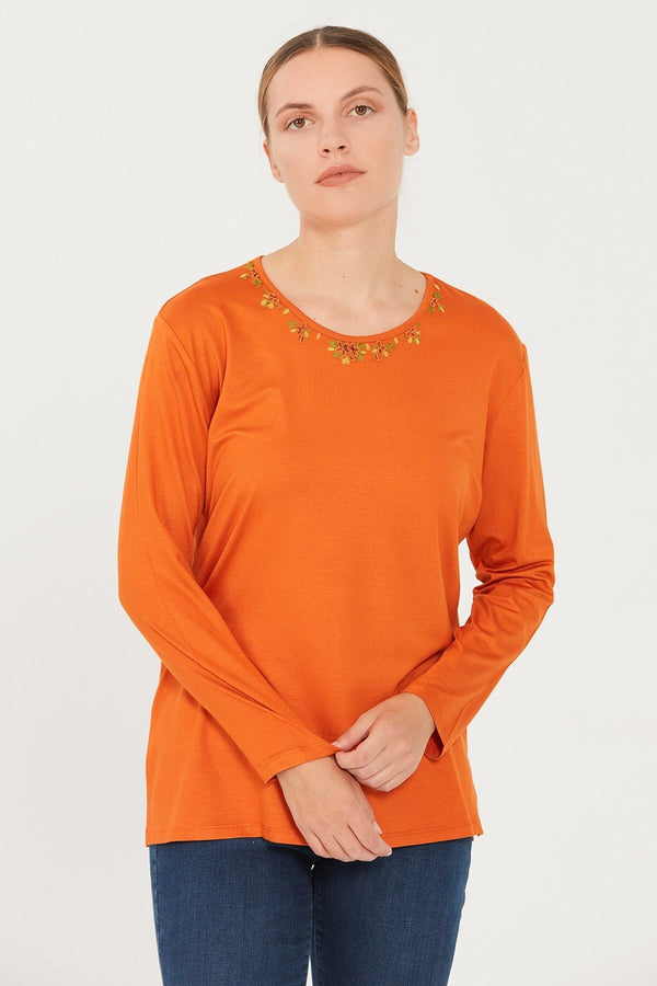 Desen Minimalist Nakışlı Uzun Kol Oversize Kadın Bluz