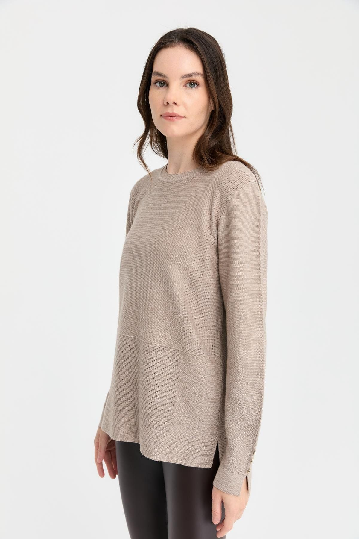Desen Kadın Oversize Kazak - Minimalist, Uzun Kol, Yuvarlak Yaka Translation missing: tr.content.product_image_secondary