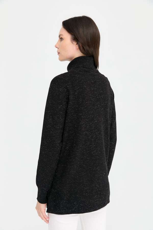 Desen Kadın Oversize Boğazlı Uzun Kol Kazak - Minimalist Stil