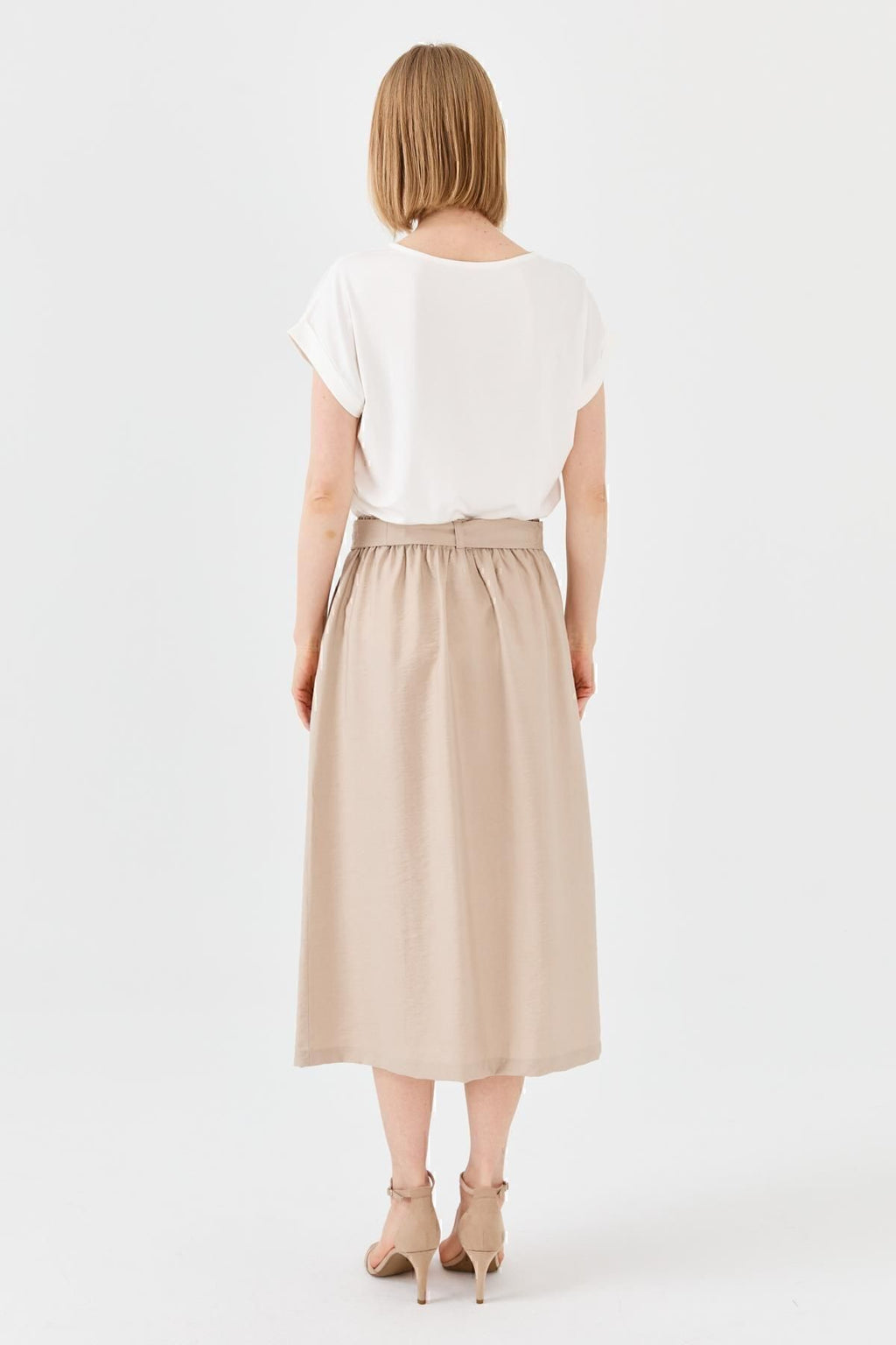 Desen Minimalist V Yaka Kısa Kol Kadın Tişört - Günlük Stil