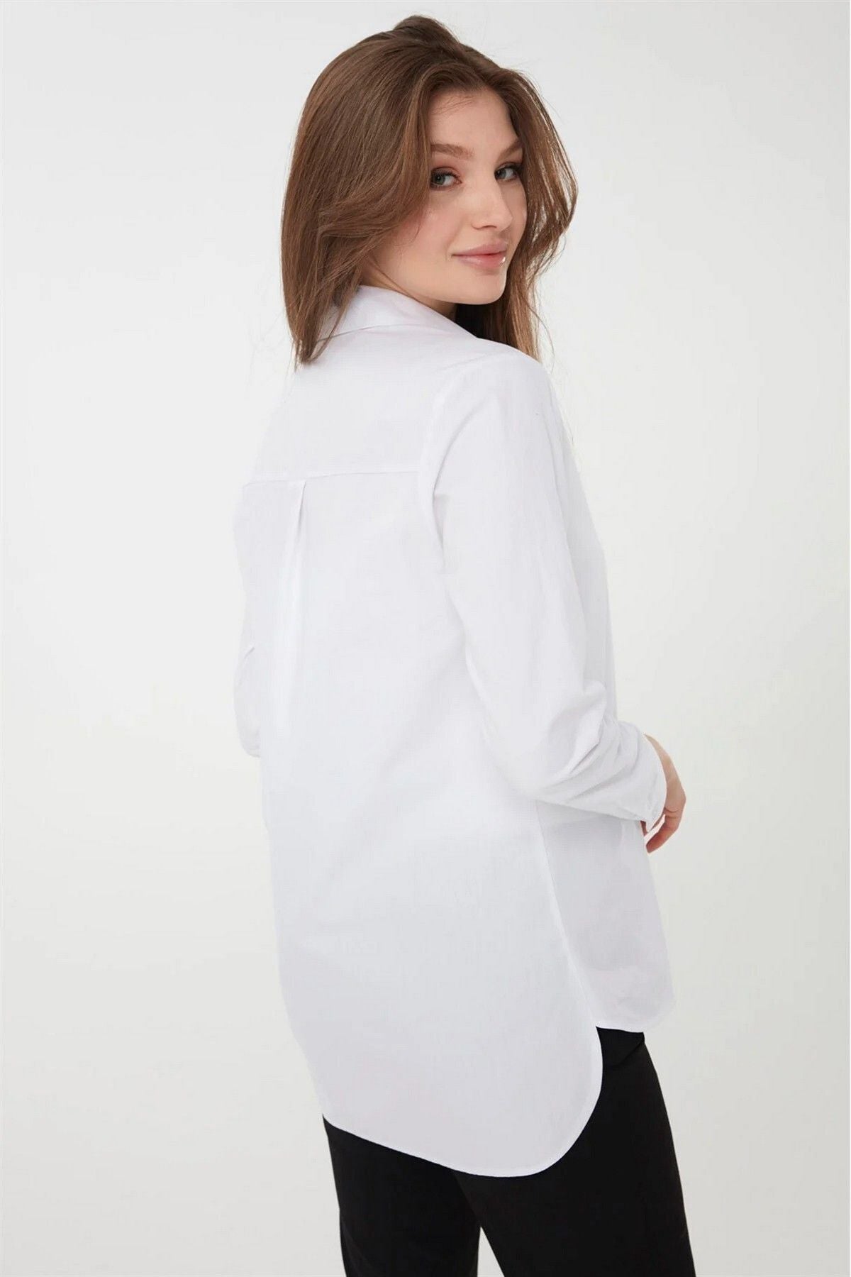 Desen Oversize Kadın Gömlek - Minimalist & Şık Günlük Gömlek
