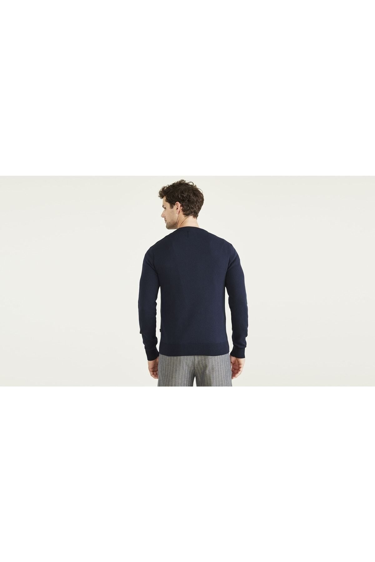 Dockers Erkek Minimalist Sweatshirt - Uzun Kol Regular Fit Günlük Translation missing: tr.content.product_image_secondary