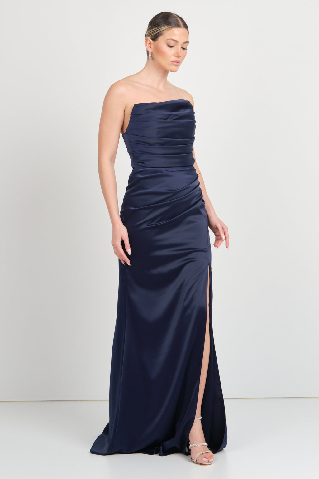 DORİDORCA Drape Yaka Önden Yırtmaçlı Saten Abiye Elbise