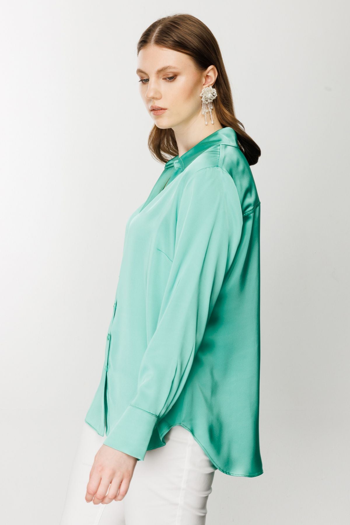 Ekol Oversize Minimalist Uzun Kol Saten Bluz - Gömlek Yaka