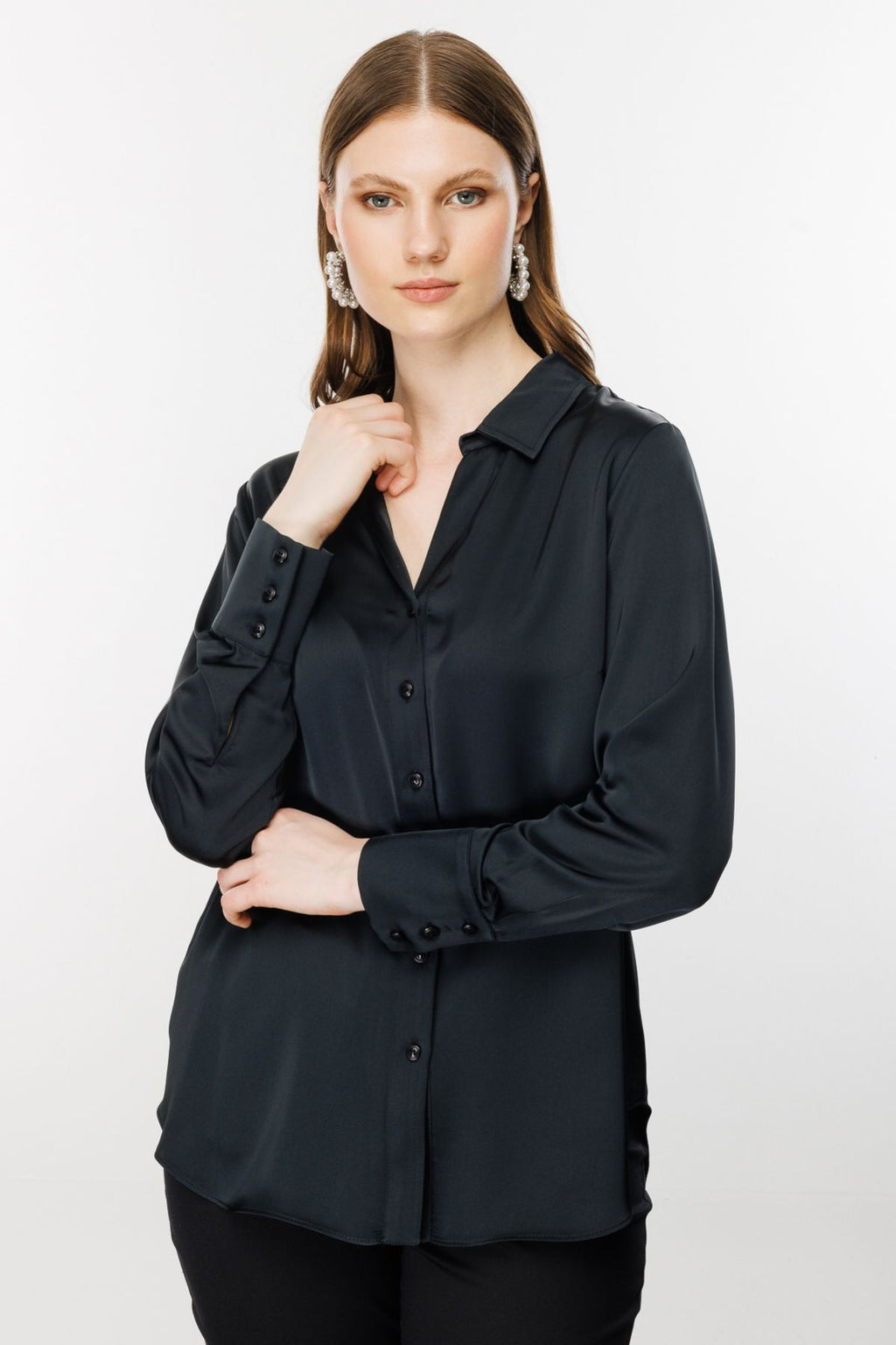 Ekol Oversize Minimalist Uzun Kol Saten Bluz - Gömlek Yaka