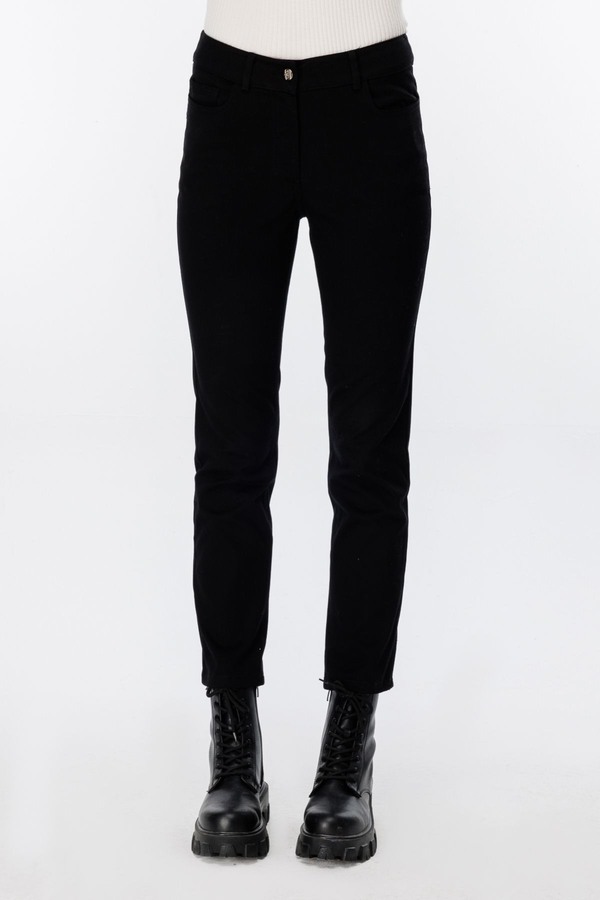 Ekol Kadın Crop Pantolon: Minimalist, Günlük Şıklık