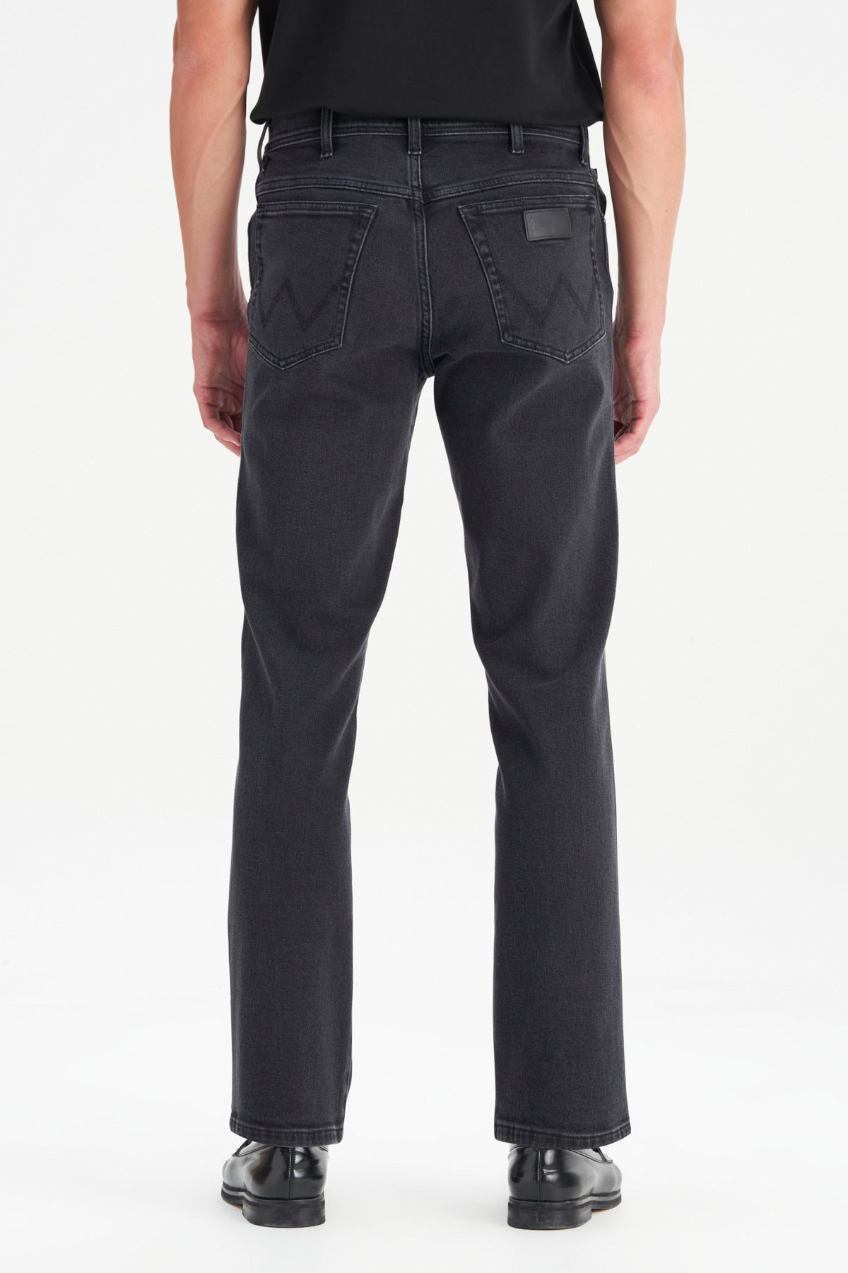 Erkek Straight Denim Pantolon Wrangler Translation missing: tr.content.product_image_main