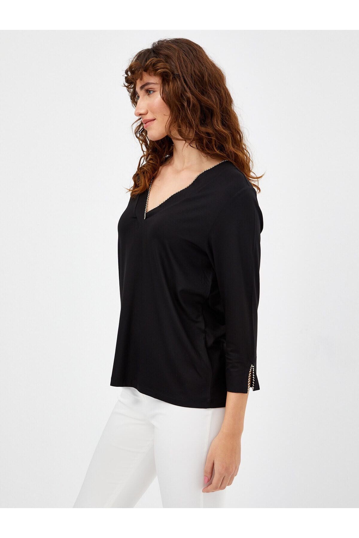 Faik Sönmez Kadın Minimalist Oversize V Yaka 3/4 Kol Bluz