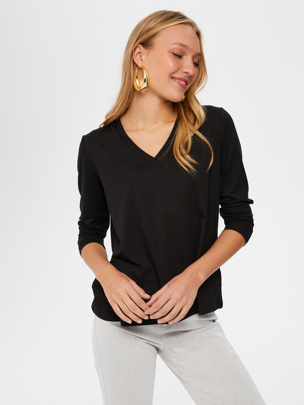 Faik Sönmez Kadın Oversize V Yaka Uzun Kol Minimalist T-Shirt İkincil görsel