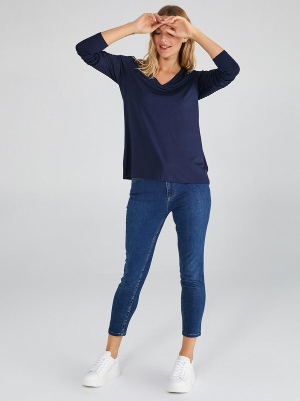 Faik Sönmez Kadın Oversize V Yaka Uzun Kol Minimalist T-Shirt
