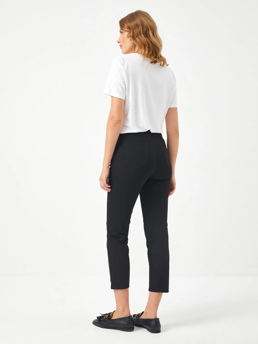 Faik Sönmez Minimalist Crop Pantolon: Günlük Şıklık
