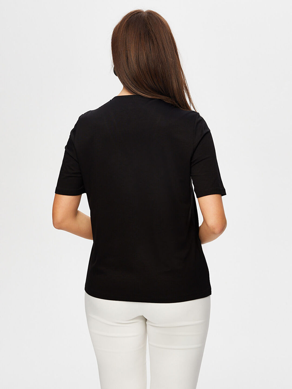 Kadın Zincir Şertili V Yaka Kısa Kol T-Shirt 25YUS25TSH064