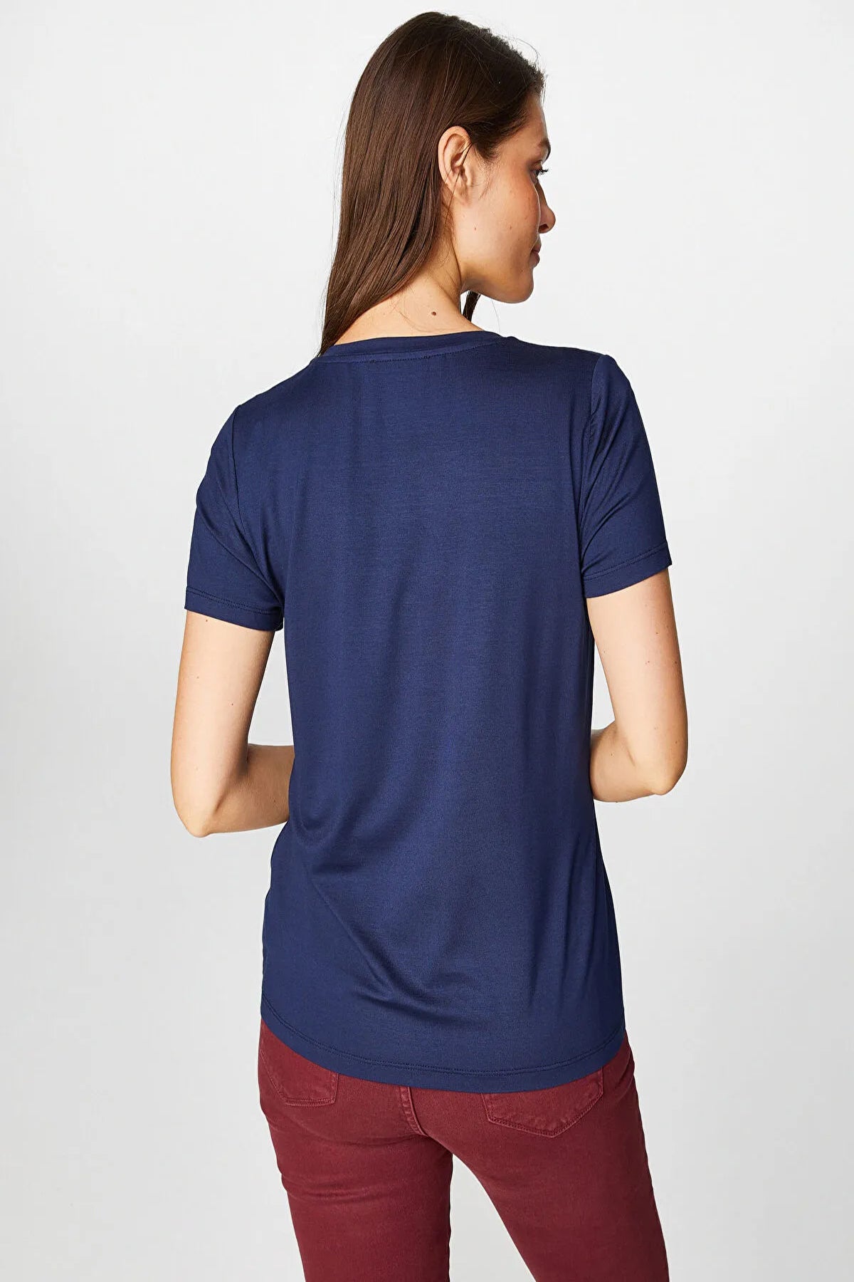 Faik Sönmez Minimalist Oversize V Yaka Kadın T-Shirt - Kısa Kol