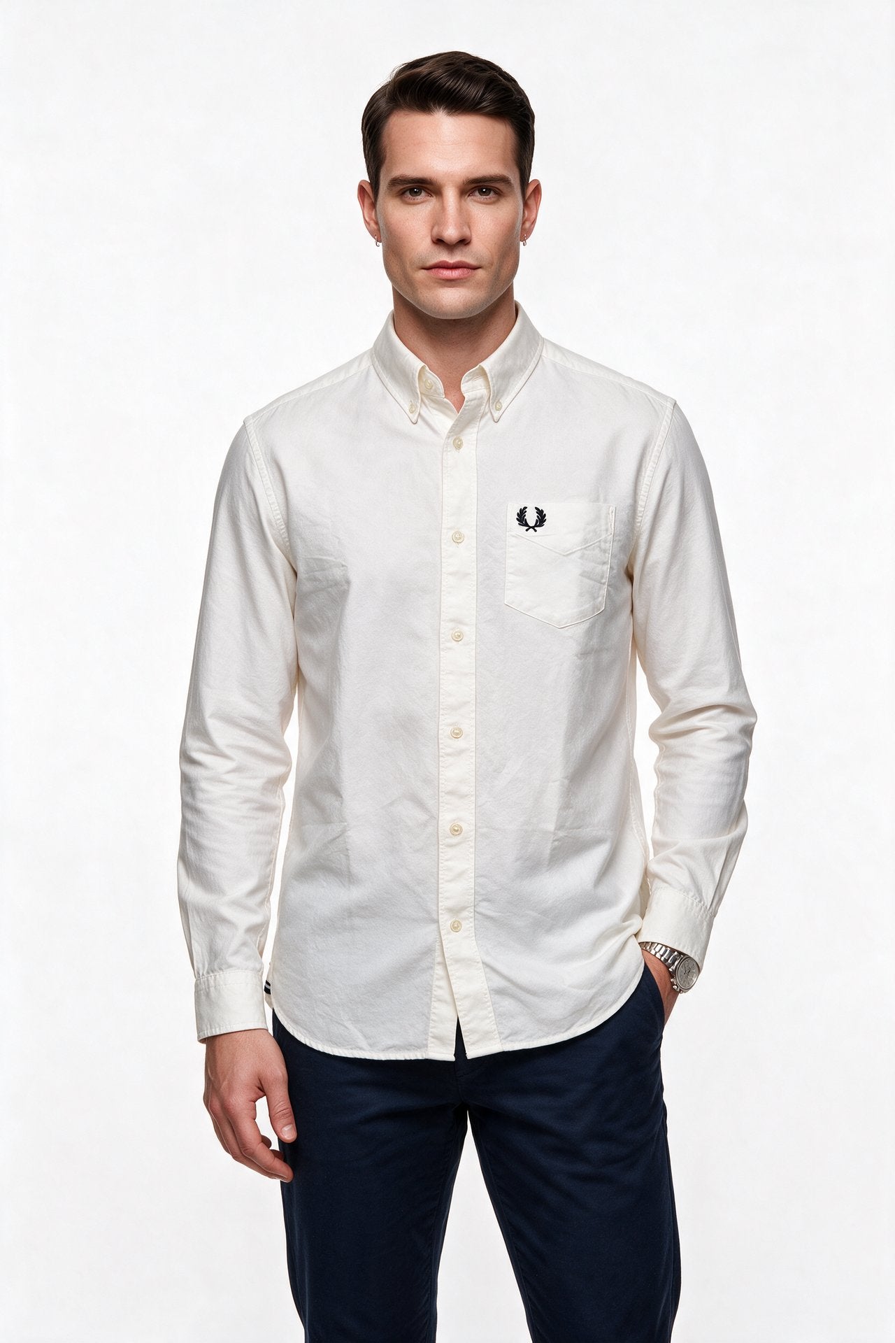 Fred Perry Erkek Standart Kalıp Düğmeli Yaka Uzun Kollu Tek Cepli Pamuklu Gömlek M5516-100 İkincil görsel