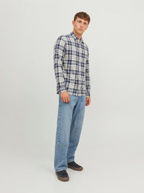 Jack&Jones Erkek Uzun Kol Kareli Minimalist Gömlek - Günlük Stil