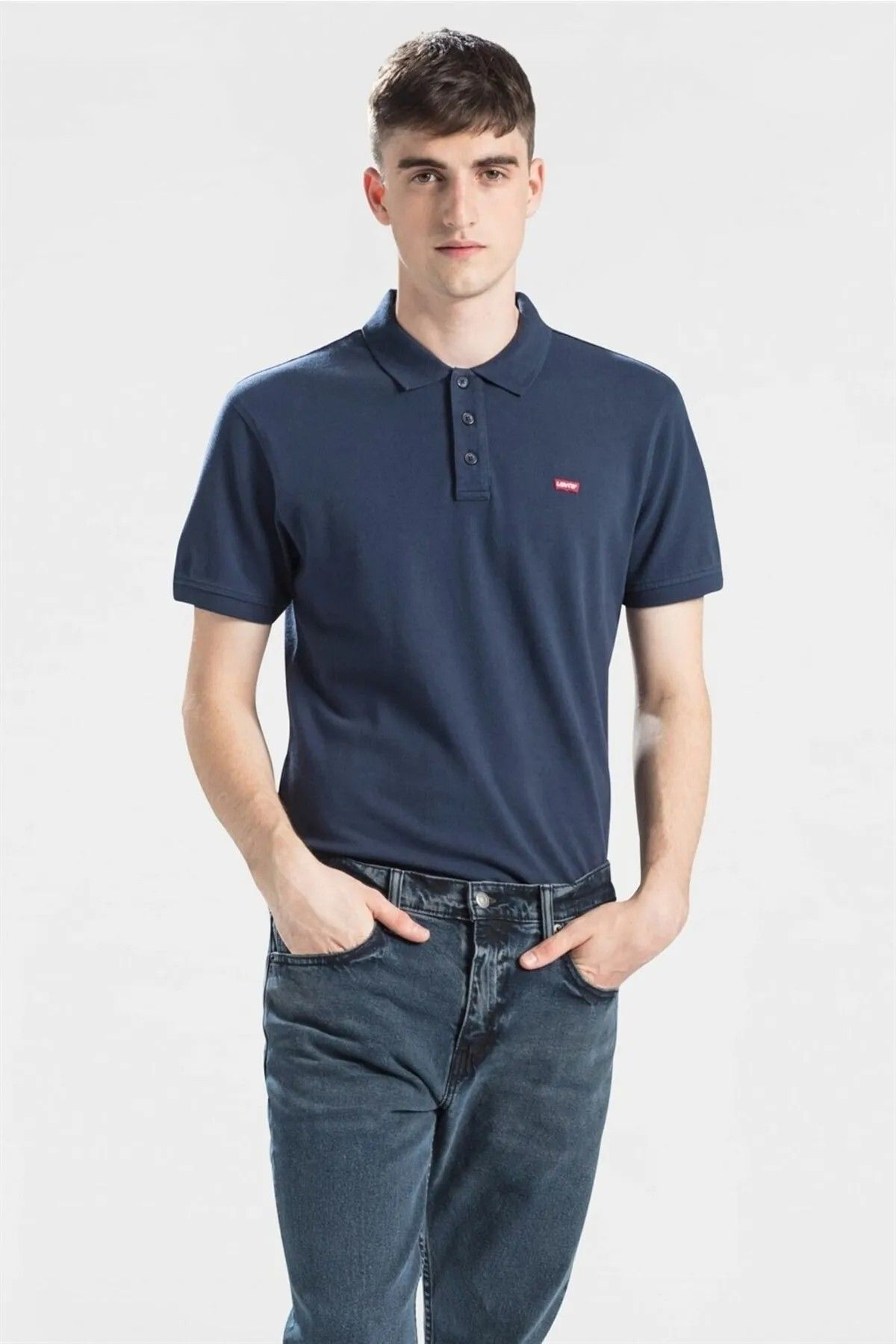 Levi's Erkek Polo Yaka Kısa Kol Tişört - Regular Fit - Günlük Stil Translation missing: tr.content.product_image_main