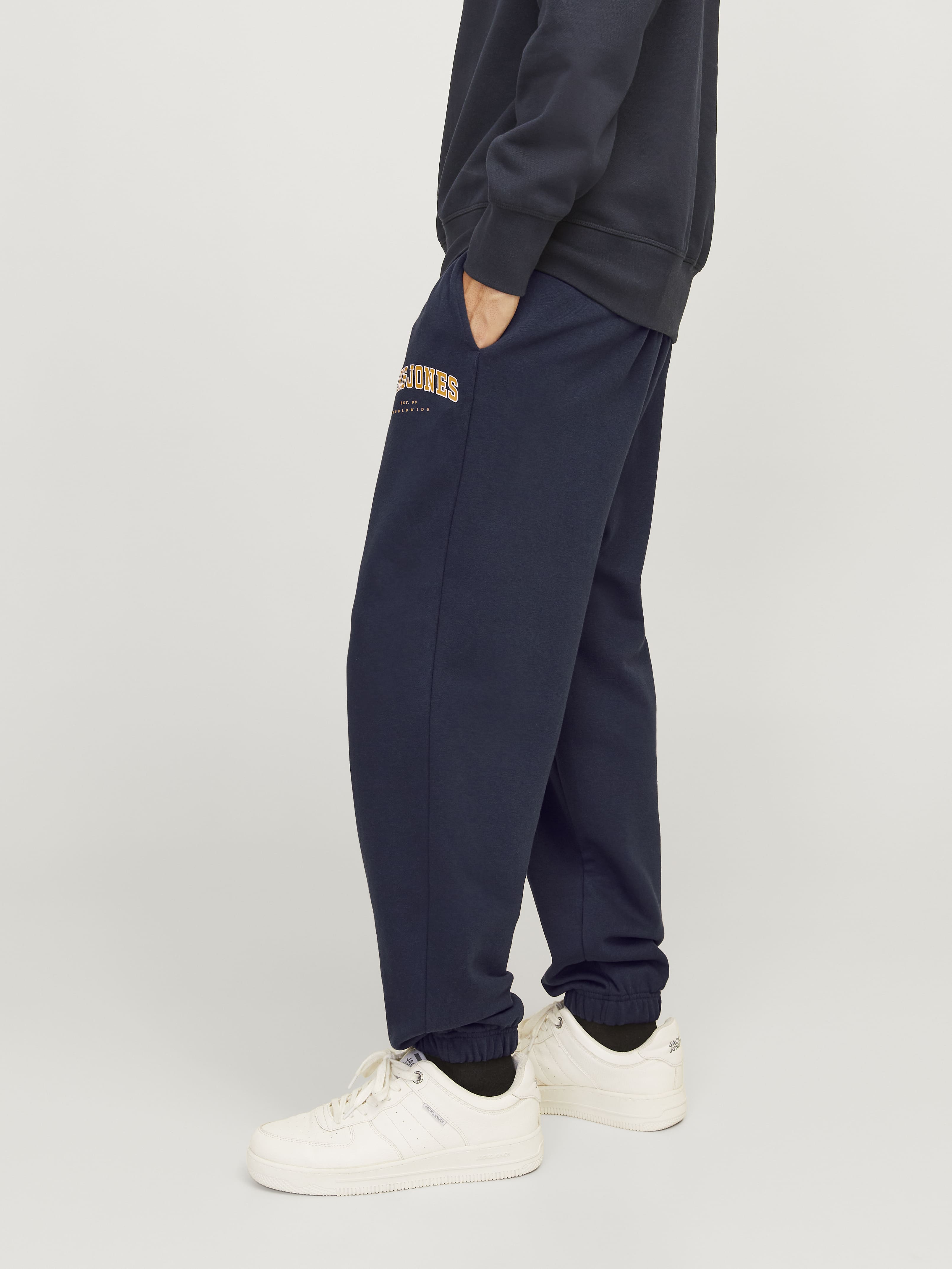 Jack&Jones Oversize Erkek Eşofman Altı - Rahat ve Şık Günlük Stil
