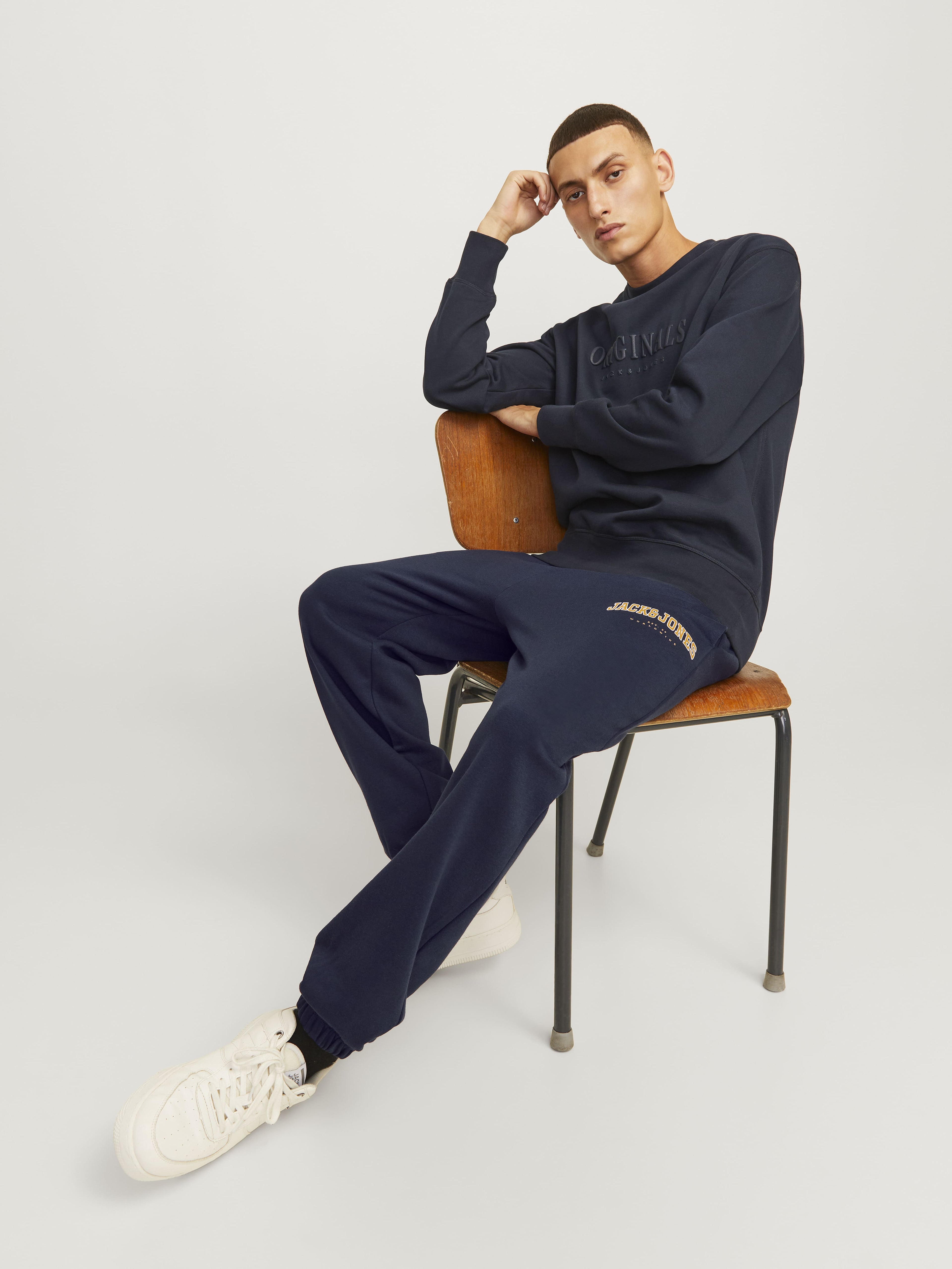 Jack&Jones Oversize Erkek Eşofman Altı - Rahat ve Şık Günlük Stil
