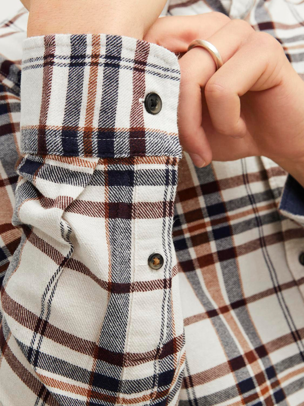 Jack&Jones Minimalist Kareli Uzun Kol Erkek Gömleği