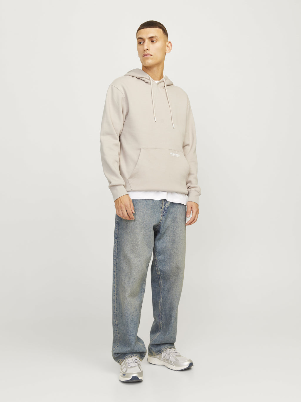 Jack&Jones Erkek Oversize Kapüşonlu Sweatshirt - Minimalist Günlük