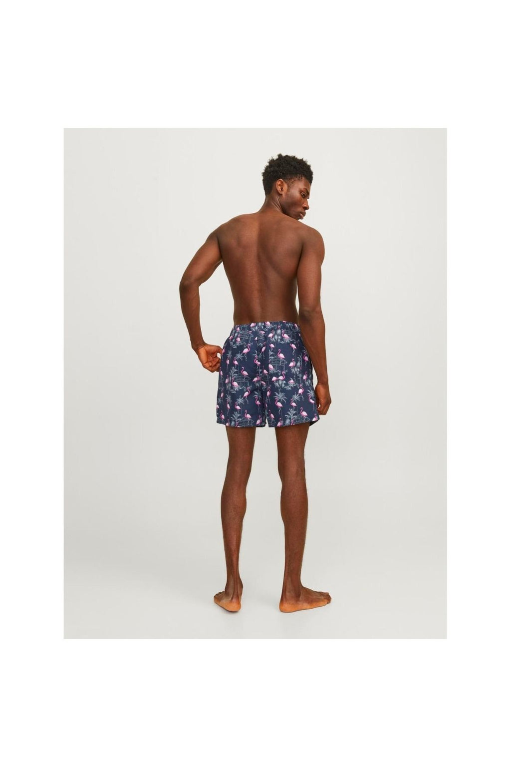 Jack&Jones Flamingo Desenli Erkek Plaj Şortu - Yazın Stilini Yakala!