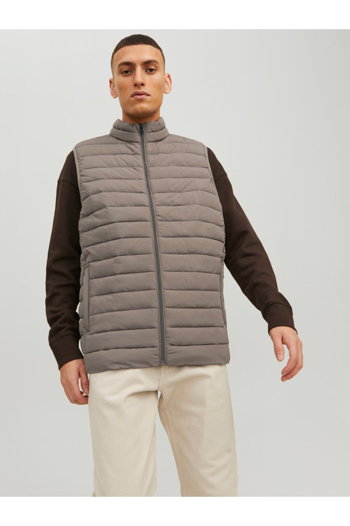 Jack&Jones Oversize Fermuarlı Yaka Erkek Yelek - Minimalist Tarz Ana görsel