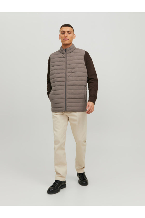 Jack&Jones Oversize Fermuarlı Yaka Erkek Yelek - Minimalist Tarz