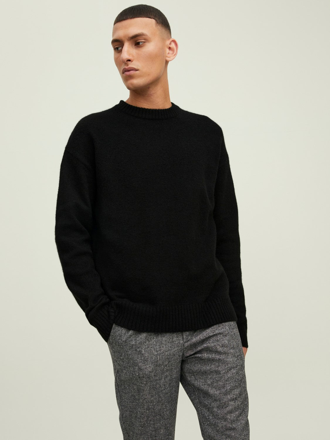 Jack&Jones Oversize Yuvarlak Yaka Erkek Kazak - Minimalist Günlük Stil - Hemen Al! İkincil görsel