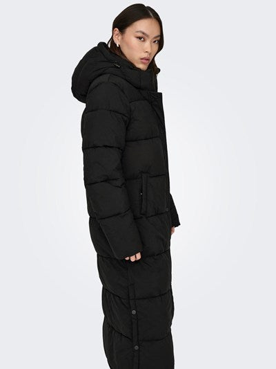 Only Oversize Kapüşonlu Maxi Kadın Kaban - Sıcak ve Şık Kışlık