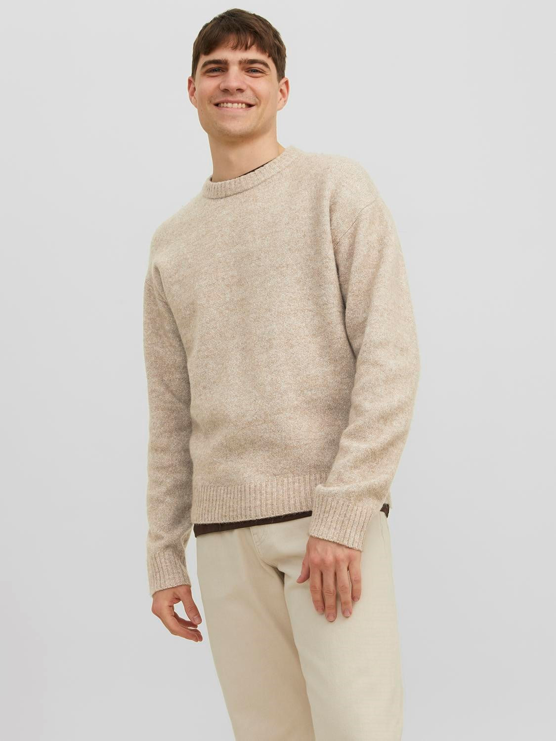 Jack&Jones Oversize Yuvarlak Yaka Erkek Kazak - Minimalist Günlük Stil - Hemen Al! Translation missing: tr.content.product_image_secondary